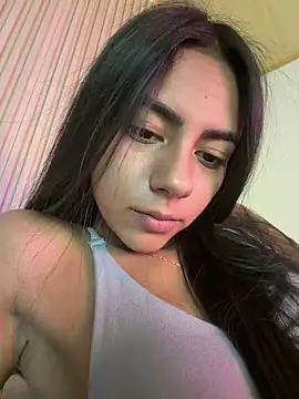 Snapshot of LilybethGray chatting on 06-04-26, 10:58 LilybethGray online show from 06-04-26, 10:58