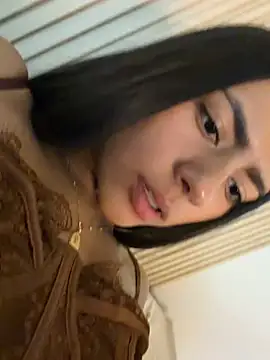 Snapshot of LilybethGray chatting on 06-10-26, 11:06 LilybethGray online show from 06-10-26, 11:06