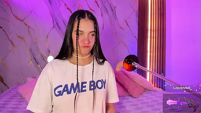 Emmiicute online show from 11-05-25, 08:45