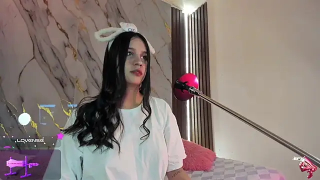 Emmiicute online show from 09-25-25, 10:27