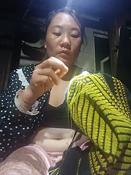 Snapshot of Ppphung chatting on 07-08-26, 03:45 Ppphung online show from 07-08-26, 03:45