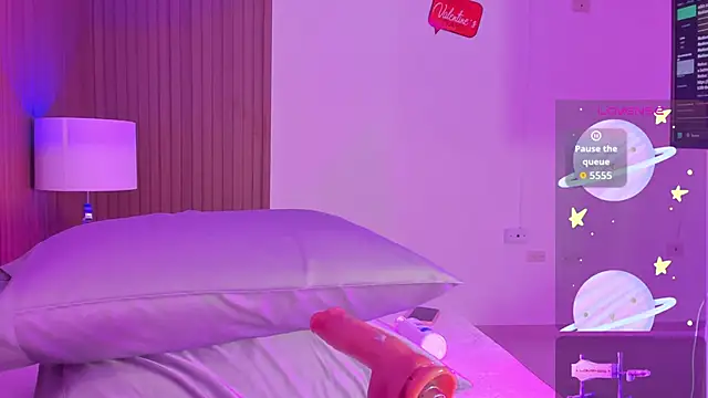 eimy jones  online show from 04-15-26, 03:01