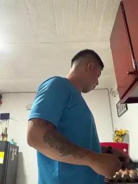 miaftmax online show from 12-18-25, 03:49