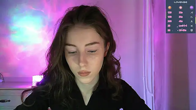 Snapshot of eskatmi chatting on 04-24-26, 02:35 eskatmi online show from 04-24-26, 02:35