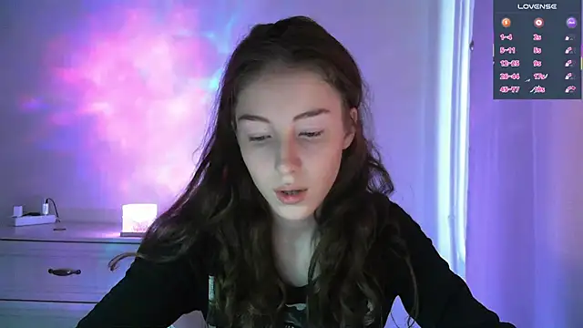 Snapshot of eskatmi chatting on 05-03-26, 02:49 eskatmi online show from 05-03-26, 02:49