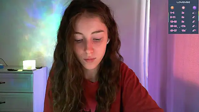 Snapshot of eskatmi chatting on 05-18-26, 04:07 eskatmi online show from 05-18-26, 04:07