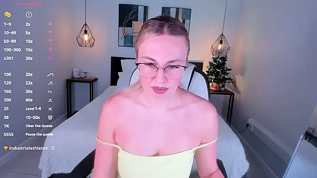 Lexi terele online show from 12-15-25, 06:41