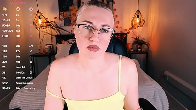 Lexi terele online show from 11-15-25, 07:01