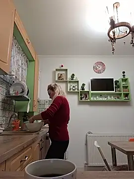 Snapshot of merlyn4 chatting on 01-15-26, 08:40 merlyn4 online show from 01-15-26, 08:40