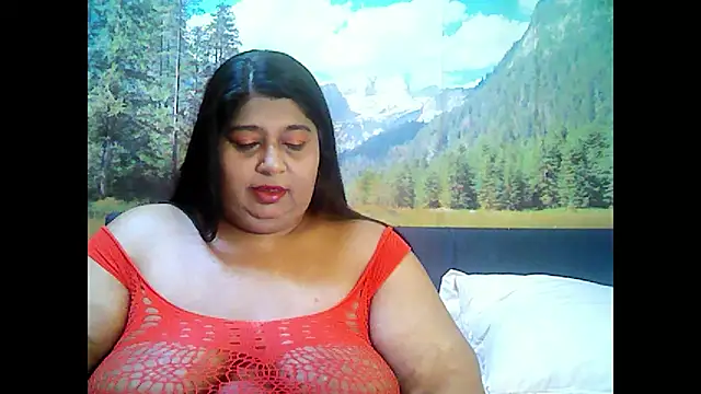 Snapshot of indianhoney694u chatting on 10-06-25, 05:41 indianhoney694u online show from 10-06-25, 05:41