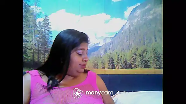 Snapshot of indianhoney694u chatting on 03-10-25, 11:45 indianhoney694u online show from 03-10-25, 11:45