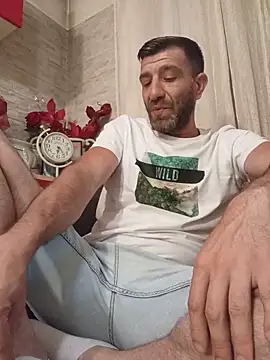 Alexdaniel89 online show from 05-25-26, 08:51