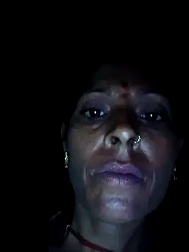 Snapshot of Suhana_pandit chatting on 10-06-25, 11:27 Suhana pandit online show from 10-06-25, 11:27