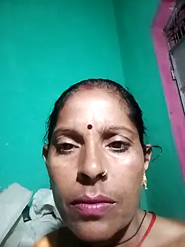 Snapshot of Suhana_pandit chatting on 09-09-25, 09:46 Suhana pandit online show from 09-09-25, 09:46