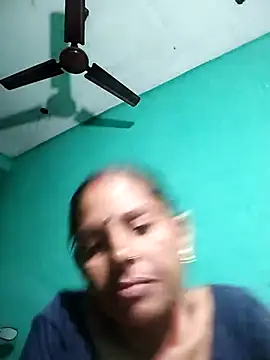 Snapshot of Suhana_pandit chatting on 09-20-25, 09:42 Suhana pandit online show from 09-20-25, 09:42