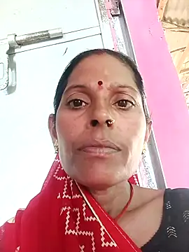 Snapshot of Suhana_pandit chatting on 09-16-25, 10:38 Suhana pandit online show from 09-16-25, 10:38