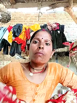 Snapshot of Suhana_pandit chatting on 09-10-25, 10:14 Suhana pandit online show from 09-10-25, 10:14