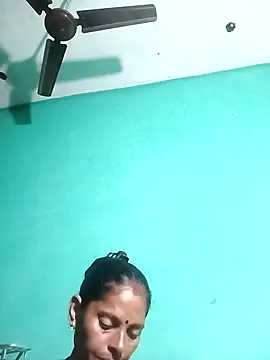 Snapshot of Suhana_pandit chatting on 09-26-25, 10:16 Suhana pandit online show from 09-26-25, 10:16