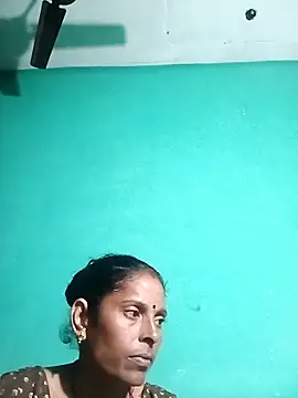 Snapshot of Suhana_pandit chatting on 09-27-25, 09:54 Suhana pandit online show from 09-27-25, 09:54