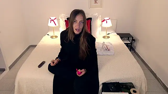 DaisyDea online show from 10-07-25, 04:08