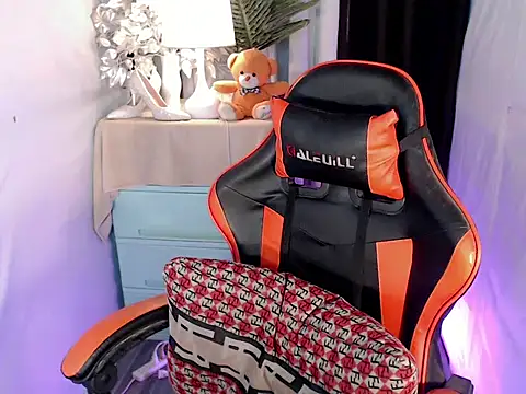 urgirl maria online show from 09-26-25, 11:44