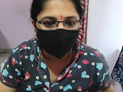 jannu6482 online show from 10-22-25, 08:47