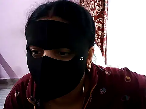 jannu6482 online show from 09-15-25, 09:21