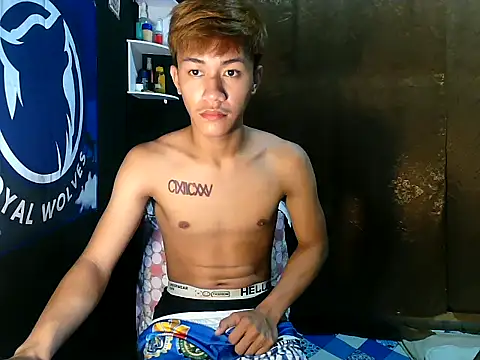 naughtyboyloy 0 online show from 10-13-25, 10:17