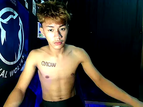 naughtyboyloy 0 online show from 10-22-25, 05:45