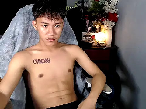 naughtyboyloy 0 online show from 03-28-26, 04:19