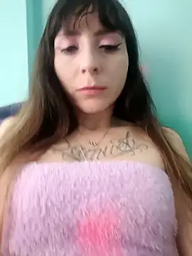 Sophiespenser online show from 04-17-26, 04:54