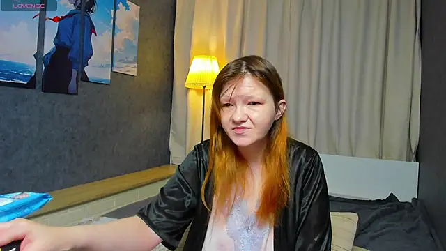 Nora lovvvv online show from 11-20-25, 10:16