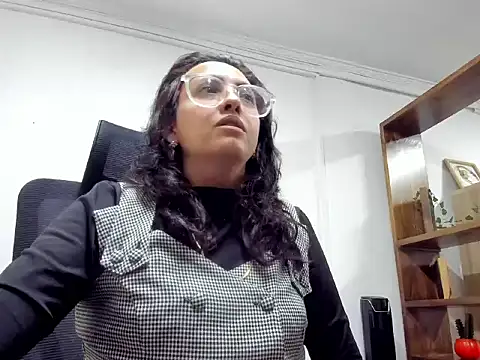 dalila macherano1 online show from 01-15-26, 07:39