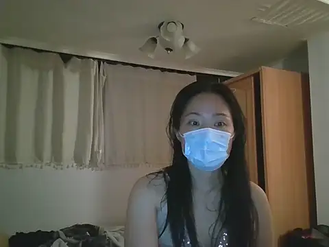 candy00009 online show from 04-15-26, 12:21