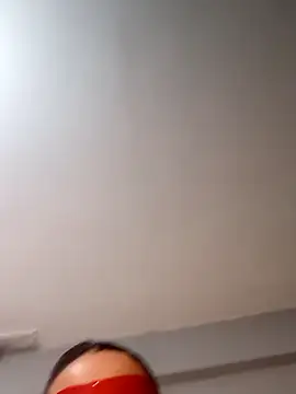 Snapshot of Maskelihatun chatting on 12-14-25, 01:49 Maskelihatun online show from 12-14-25, 01:49