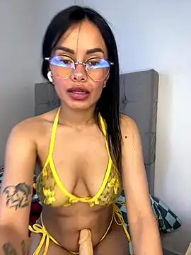 Melissa coch online show from 11-14-25, 07:06