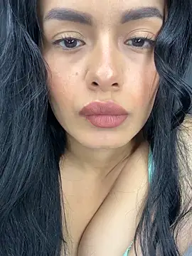 Melissa coch online show from 04-15-26, 04:55