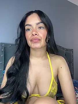 Snapshot of Melissa_coch chatting on 05-14-26, 03:31 Melissa coch online show from 05-14-26, 03:31