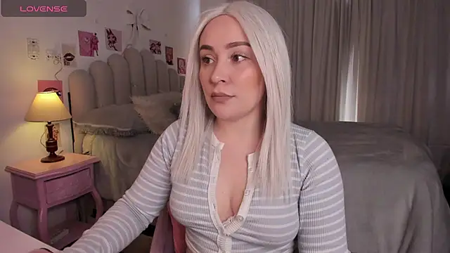 Snapshot of sofi_graay chatting on 02-28-26, 09:25 sofi graay online show from 02-28-26, 09:25