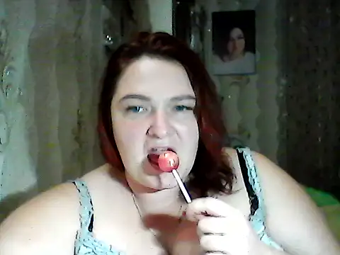 Snapshot of AngelQSky chatting on 10-23-25, 06:28 AngelQSky online show from 10-23-25, 06:28