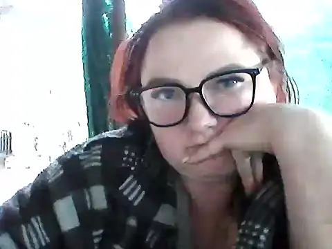 Snapshot of AngelQSky chatting on 09-19-25, 02:21 AngelQSky online show from 09-19-25, 02:21