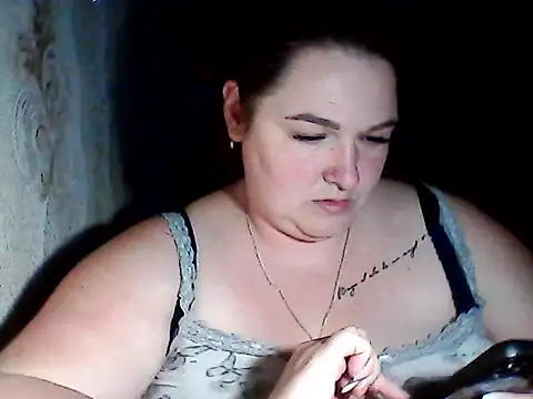 AngelQSky online show from 11-17-25, 01:04