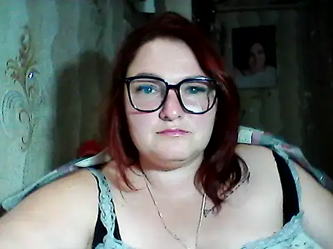Snapshot of AngelQSky chatting on 09-28-25, 06:04 AngelQSky online show from 09-28-25, 06:04