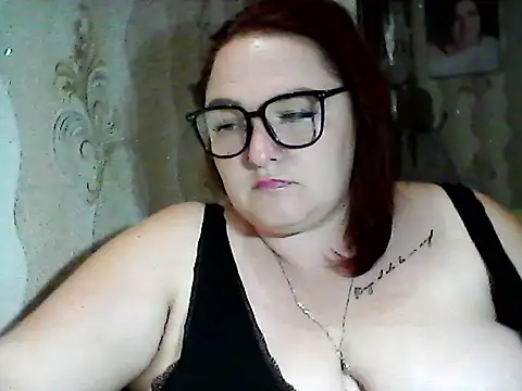Snapshot of AngelQSky chatting on 09-22-25, 06:25 AngelQSky online show from 09-22-25, 06:25