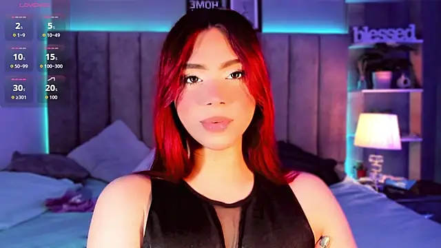 Snapshot of Arianna_Ponce chatting on 10-05-25, 04:36 Arianna Ponce online show from 10-05-25, 04:36