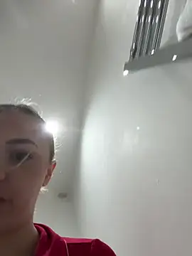 cutietootie02 online show from 12-21-25, 02:24