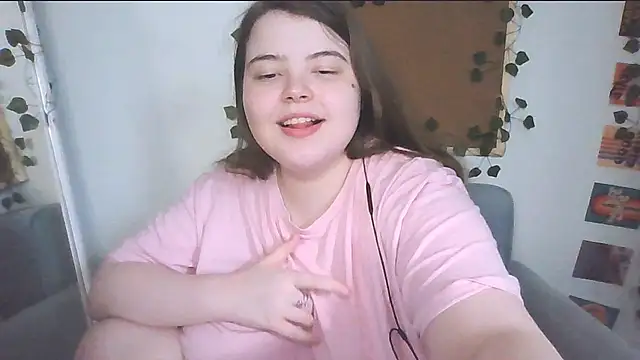 brattyprincessemma online show from 09-14-25, 01:33