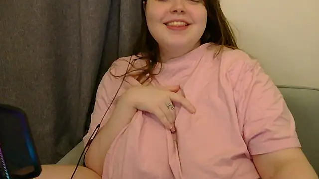 brattyprincessemma online show from 12-16-25, 07:07