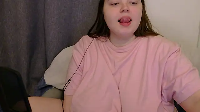 brattyprincessemma online show from 01-14-26, 04:54