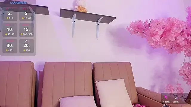 Doll Isa  online show from 12-22-25, 06:52